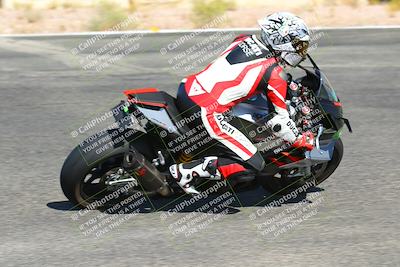 media/Oct-15-2022-TrackXperience (Sat) [[8f70b8b0be]]/Group 2/session 2 turn 3 and 4/